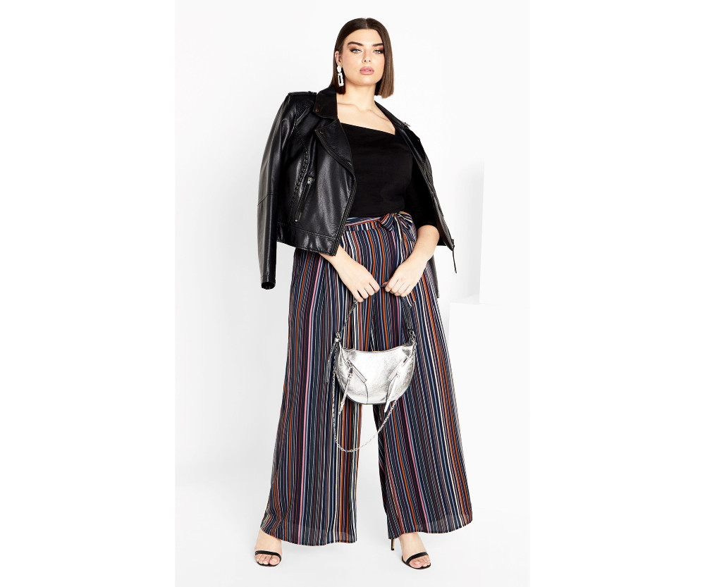 Style Spotlight: Wide Leg Trousers